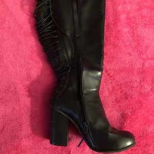 Torrid knee high boots